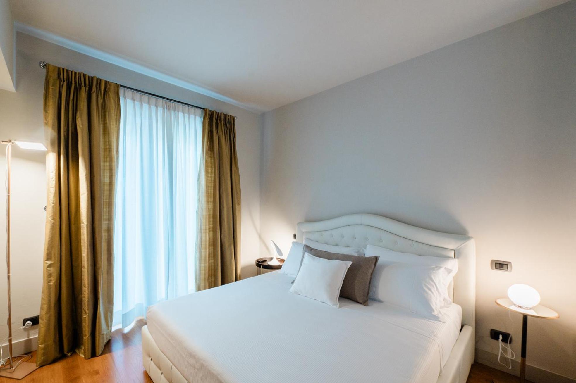 Airport Bea Rooms Azzano San Paolo ภายนอก รูปภาพ
