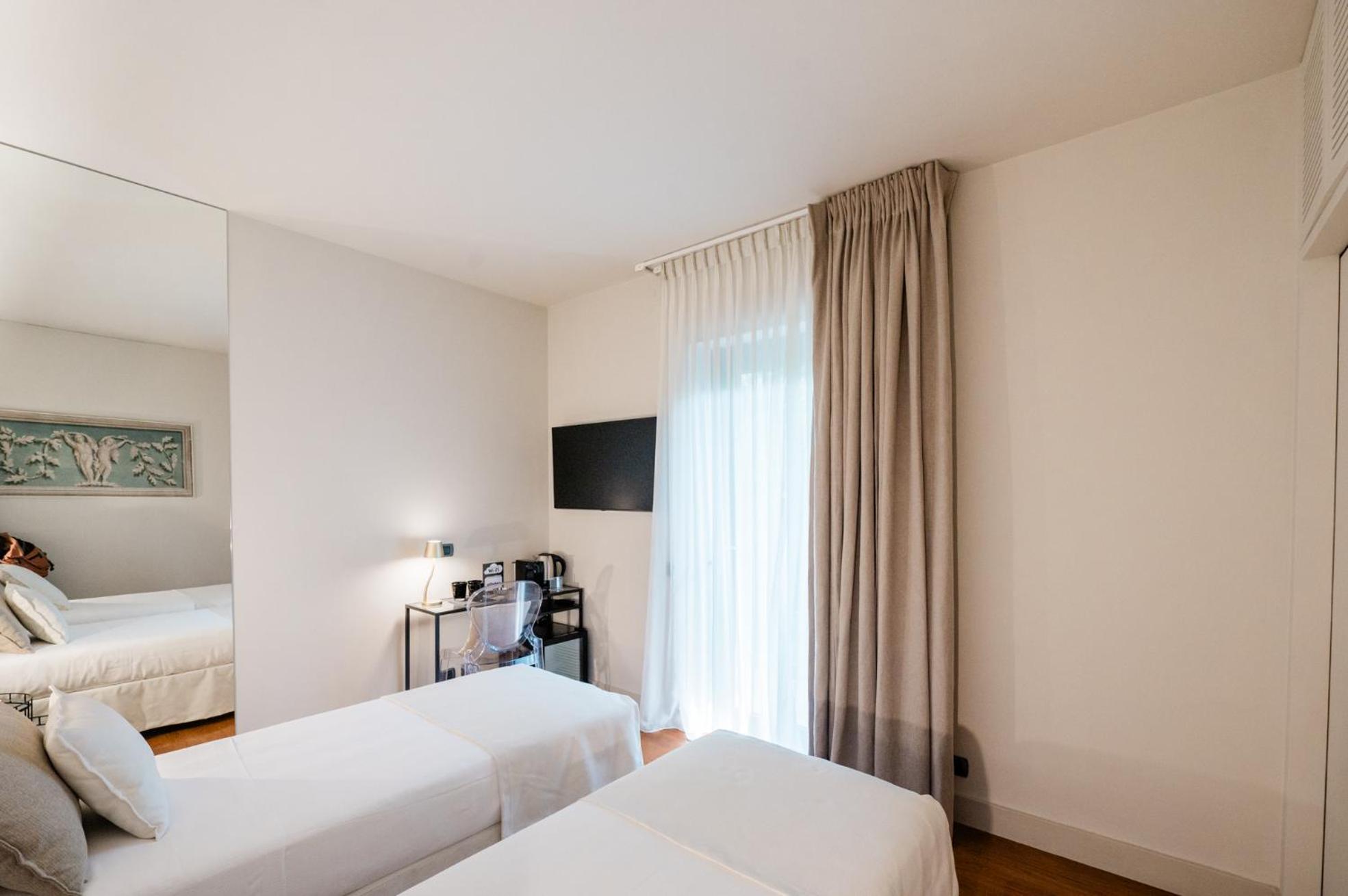 Airport Bea Rooms Azzano San Paolo ภายนอก รูปภาพ