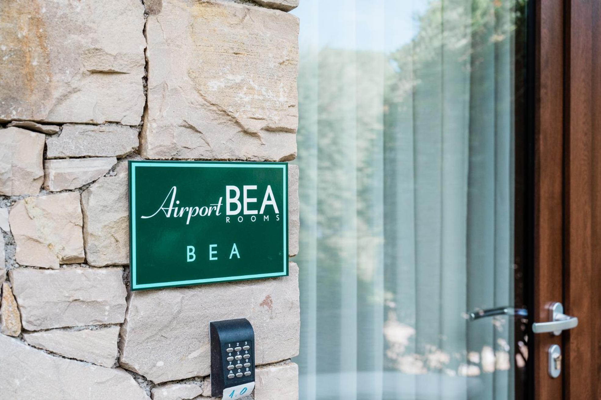 Airport Bea Rooms Azzano San Paolo ภายนอก รูปภาพ